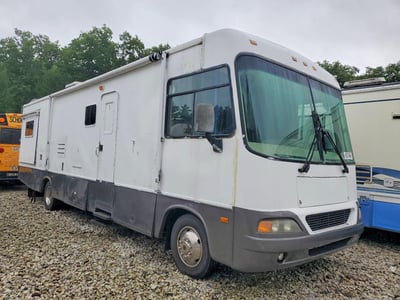 2003 Ford F-550