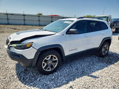 2019 Chrysler Cherokee