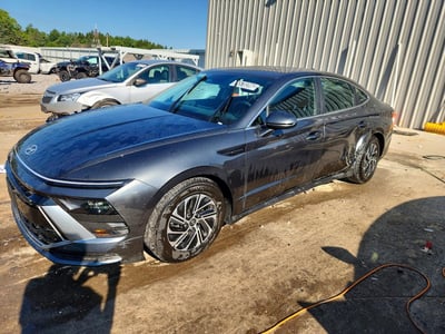 2026 Hyundai Sonata Hybrid