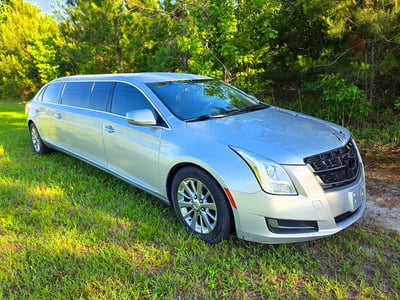 2017 Cadillac Stretch Limousine