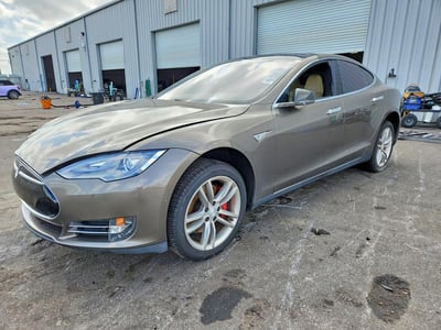 2015 Tesla Model S