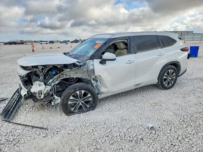 2024 Toyota Highlander