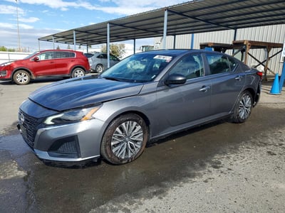 2025 Nissan Altima