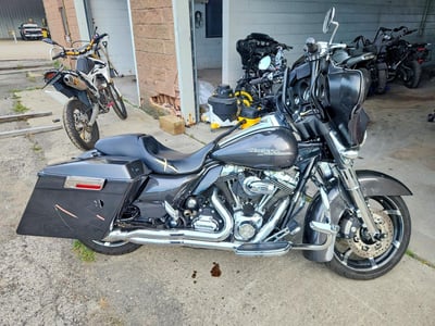 2010 Harley-Davidson FLHX