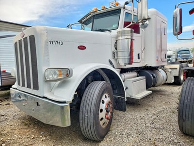 2019 Peterbilt 389