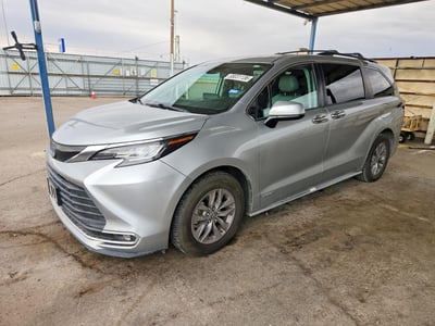 2021 Toyota Sienna Hybrid