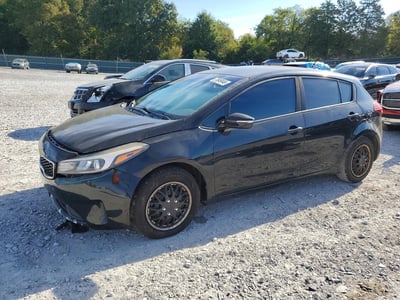 2017 Kia Forte5