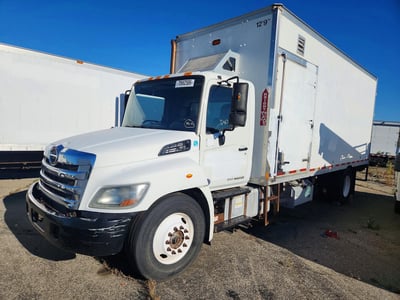 2017 Hino Conventional Type Truck