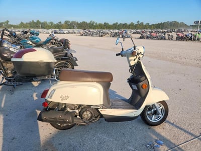 2022 Genuine Scooter Buddy
