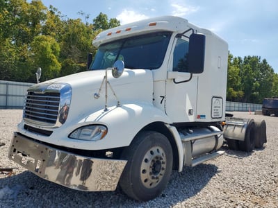 2013 Freightliner Columbia