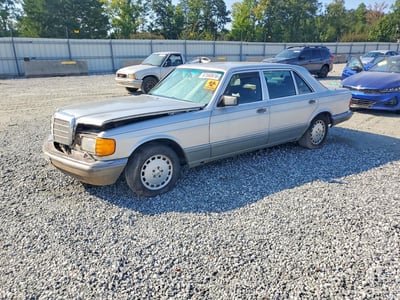 1988 Mercedes-Benz 560SEL