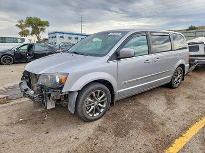 2015 Chrysler Town & Country