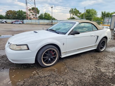 2001 Ford Mustang