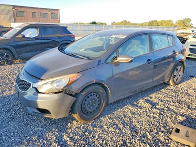 2016 Kia Forte5