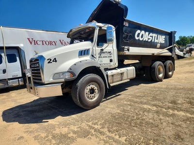 2023 Mack Granite