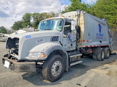 2018 Mack Gu533