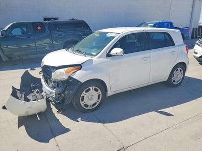 2010 Scion xD