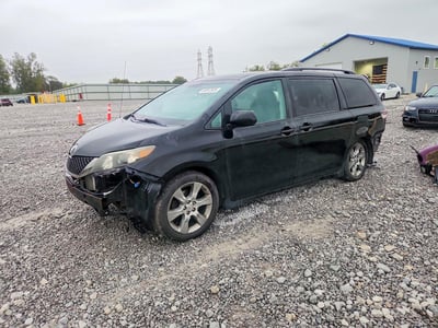 2012 Toyota Sienna