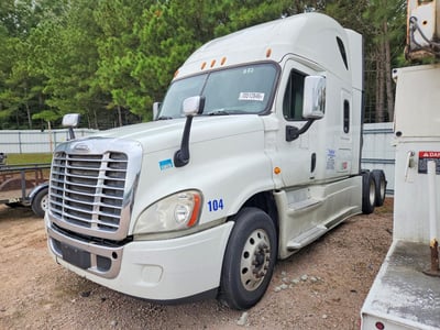 2016 Freightliner Cascadia 125