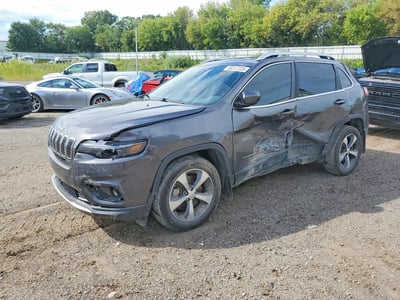 2019 Chrysler Cherokee