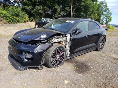 2025 Porsche Macan