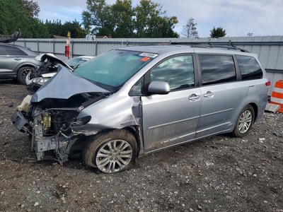2013 Toyota Sienna