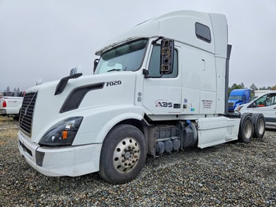 2017 Volvo VNL