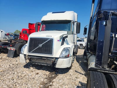 2016 Volvo VNL