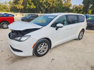 2022 Chrysler Voyager