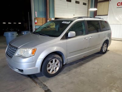 2010 Chrysler Town & Country