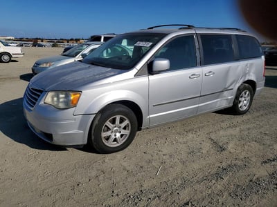 2010 Chrysler Town & Country