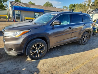 2016 Toyota Highlander
