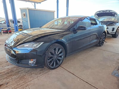 2014 Tesla Model S