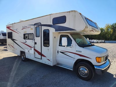 2007 Ford E-450