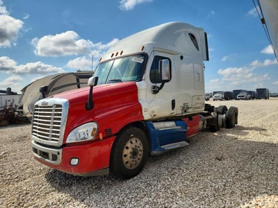 2011 Freightliner Cascadia 125