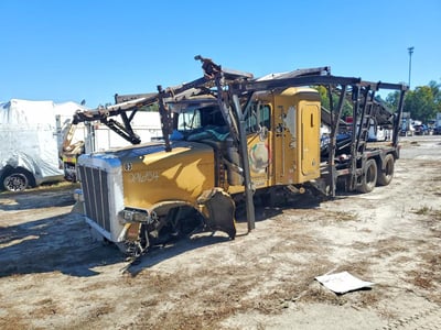 2003 Peterbilt 379