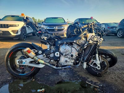 2024 BMW M 1000 RR