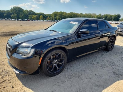 2019 Chrysler 300s