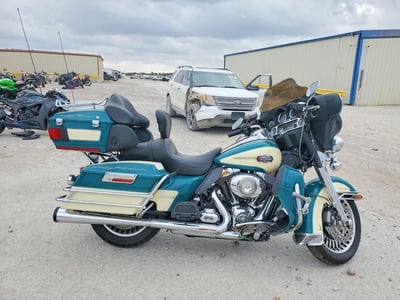 2009 Harley-Davidson FLHTCUI