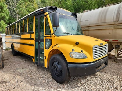 2009 Freightliner B2