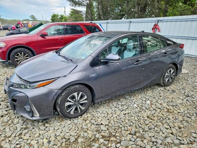 2017 Toyota Prius Plug-In
