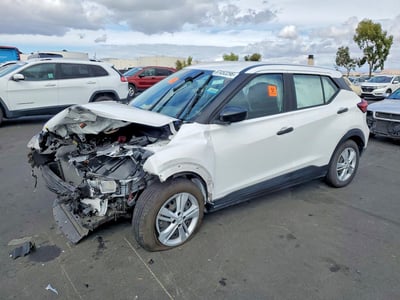 2022 Nissan Kicks