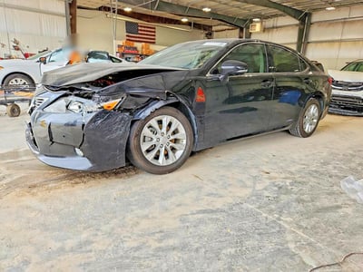 2015 Lexus ES 300h