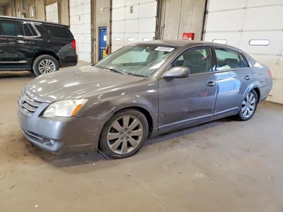 2005 Toyota Avalon