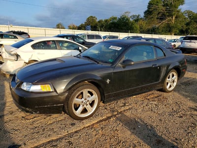 2000 Ford Mustang
