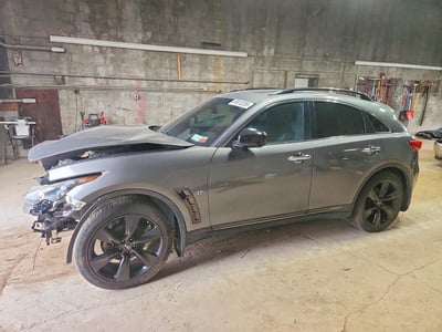 2017 Infiniti QX70
