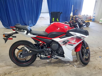 2023 Yamaha FZ6R