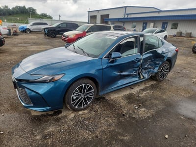 2025 Toyota Camry Hybrid