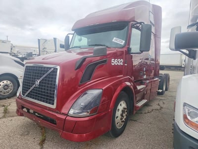 2012 Volvo Trucks VNL