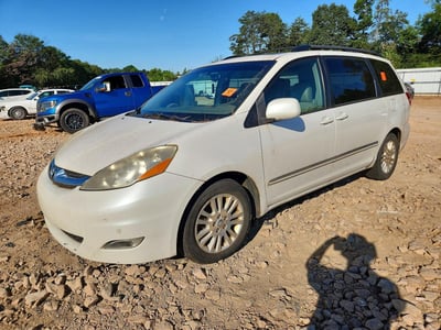 2010 Toyota Sienna